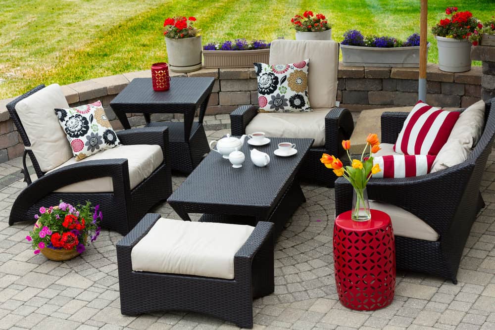 Where to Find the Best Deals on Outdoor Home Furnishings